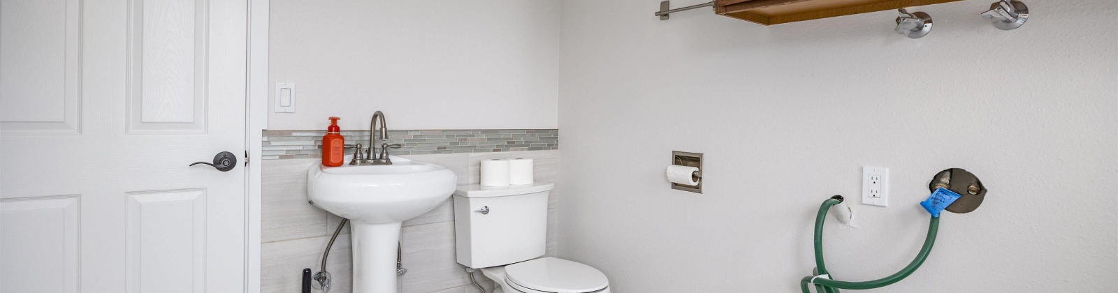 Bonnieview Road, Grandview, Washington 98930, 4 Bedrooms Bedrooms, 0 ,4 BathroomsBathrooms,Houses,For Sale,Bonnieview Road,0,289650