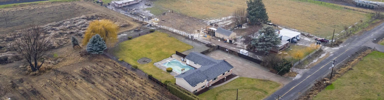 Bonnieview Road, Grandview, Washington 98930, 4 Bedrooms Bedrooms, 0 ,4 BathroomsBathrooms,Houses,For Sale,Bonnieview Road,0,289650