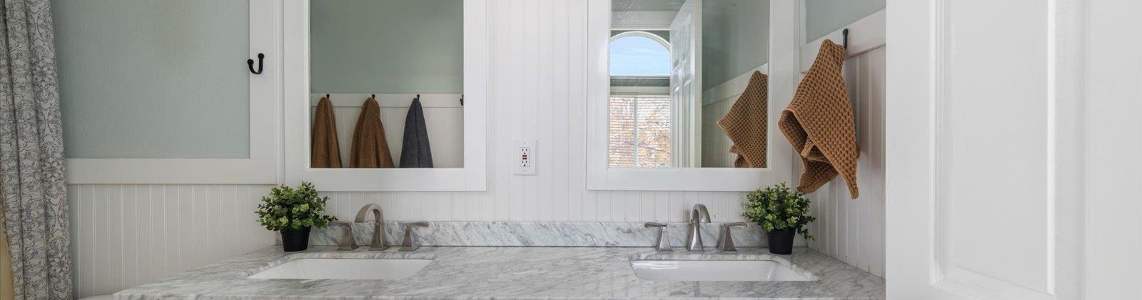 24th Ave, Kennewick, Washington 99337-3657, 3 Bedrooms Bedrooms, 0 ,3 BathroomsBathrooms,Houses,For Sale,24th Ave,0,289661