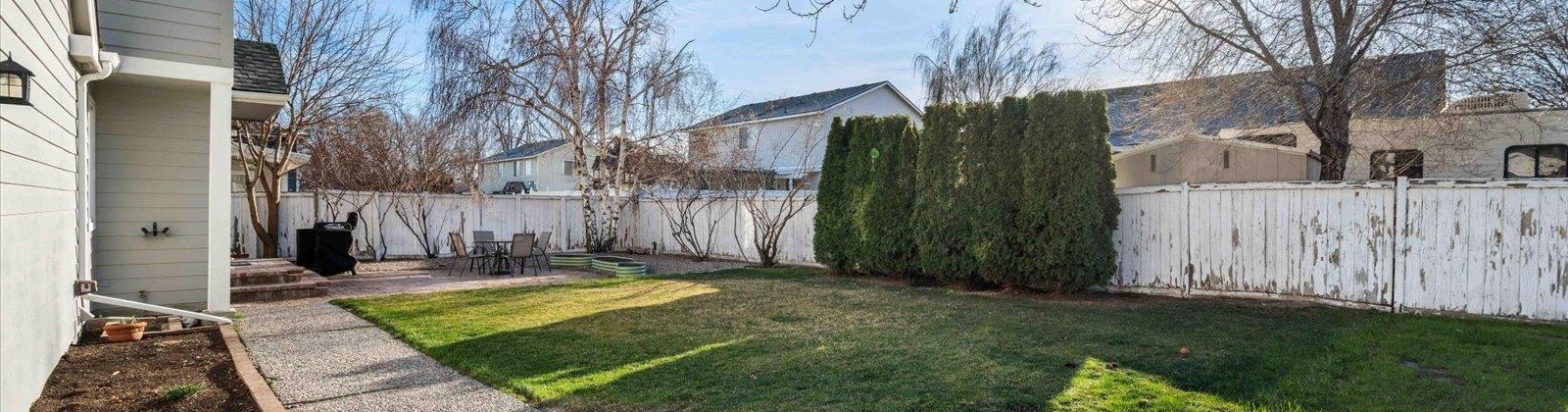 24th Ave, Kennewick, Washington 99337-3657, 3 Bedrooms Bedrooms, 0 ,3 BathroomsBathrooms,Houses,For Sale,24th Ave,0,289661