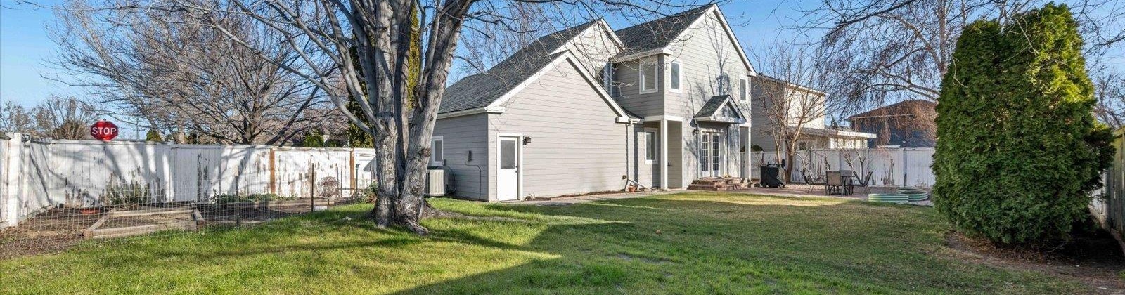 24th Ave, Kennewick, Washington 99337-3657, 3 Bedrooms Bedrooms, 0 ,3 BathroomsBathrooms,Houses,For Sale,24th Ave,0,289661