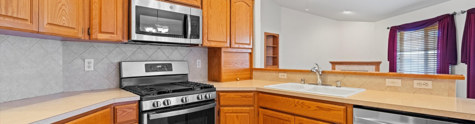 Larch Ave, College Place, Washington 99324, 3 Bedrooms Bedrooms, 0 ,2 BathroomsBathrooms,Houses,For Sale,Larch Ave,0,289501