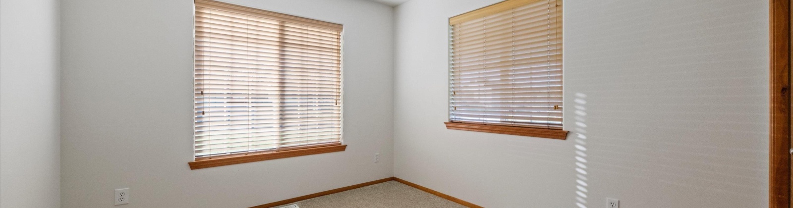 Larch Ave, College Place, Washington 99324, 3 Bedrooms Bedrooms, 0 ,2 BathroomsBathrooms,Houses,For Sale,Larch Ave,0,289501