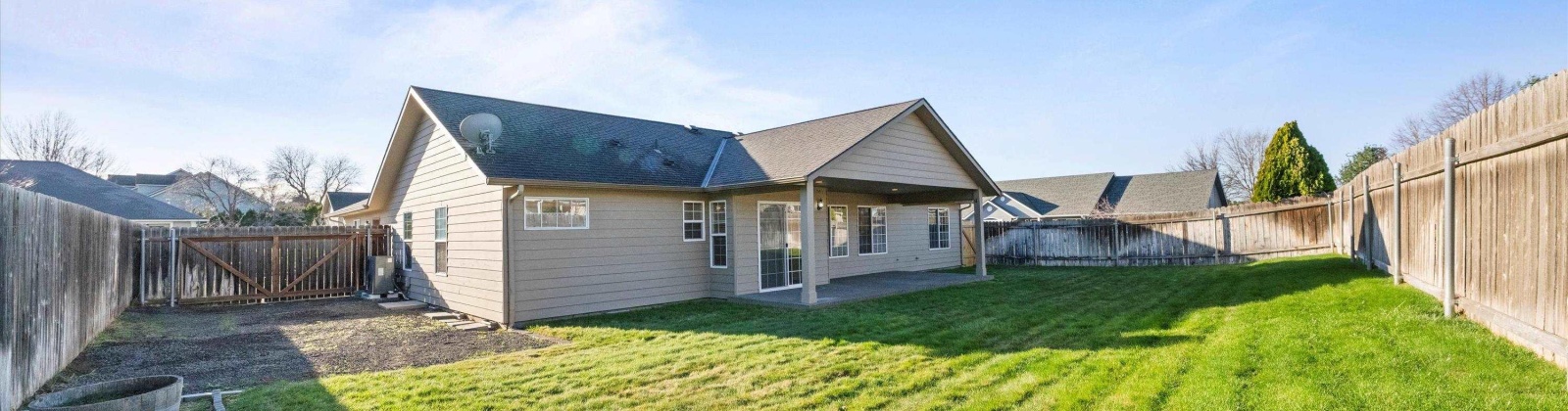 Larch Ave, College Place, Washington 99324, 3 Bedrooms Bedrooms, 0 ,2 BathroomsBathrooms,Houses,For Sale,Larch Ave,0,289501