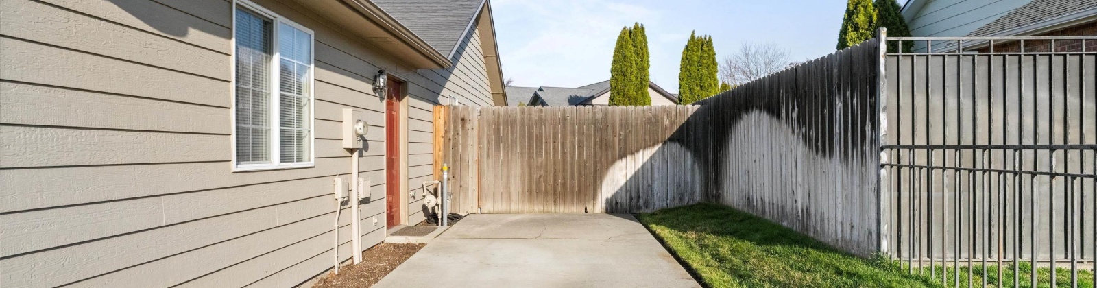 Larch Ave, College Place, Washington 99324, 3 Bedrooms Bedrooms, 0 ,2 BathroomsBathrooms,Houses,For Sale,Larch Ave,0,289501