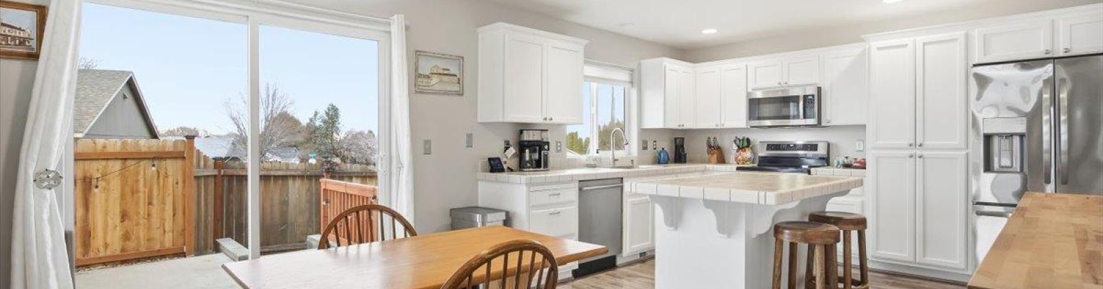 Cascade Pl, Kennewick, Washington 99337, 4 Bedrooms Bedrooms, 0 ,3 BathroomsBathrooms,Houses,For Sale,Cascade Pl,0,289677