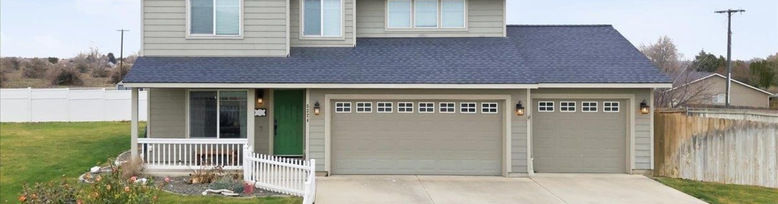 Cascade Pl, Kennewick, Washington 99337, 4 Bedrooms Bedrooms, 0 ,3 BathroomsBathrooms,Houses,For Sale,Cascade Pl,0,289677