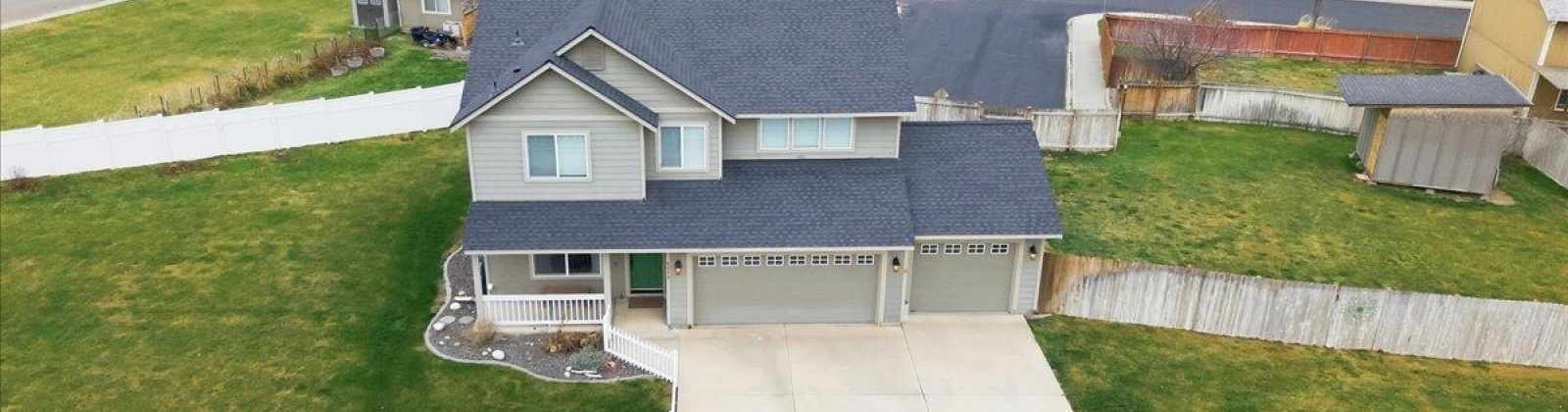 Cascade Pl, Kennewick, Washington 99337, 4 Bedrooms Bedrooms, 0 ,3 BathroomsBathrooms,Houses,For Sale,Cascade Pl,0,289677