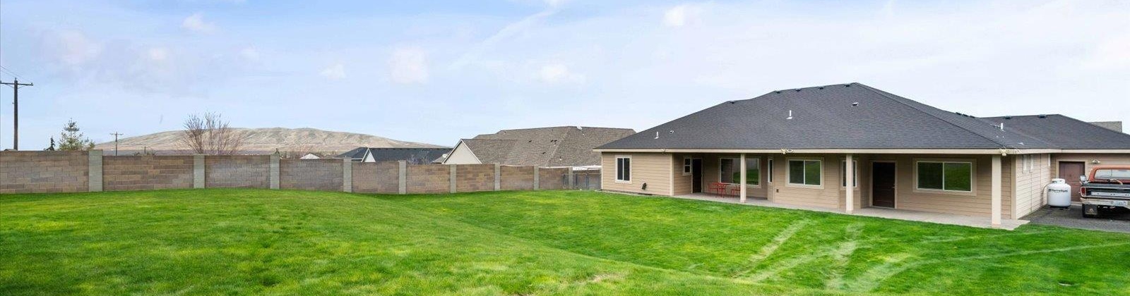 Grandview Ln, Kennewick, Washington 99338, 4 Bedrooms Bedrooms, 0 ,2 BathroomsBathrooms,Houses,For Sale,Grandview Ln,0,289680