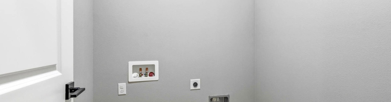 Silver Mound Dr, Pasco, Washington 99353, 3 Bedrooms Bedrooms, 0 ,2 BathroomsBathrooms,Houses,For Rent,Silver Mound Dr,0,289681