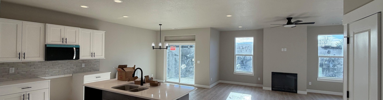 Silver Mound Dr, Pasco, Washington 99353, 3 Bedrooms Bedrooms, 0 ,2 BathroomsBathrooms,Houses,For Rent,Silver Mound Dr,0,289681