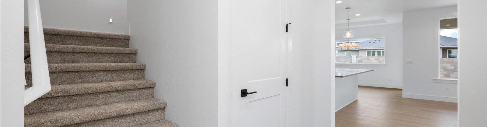 Upriver, Richland, Washington 99352, 5 Bedrooms Bedrooms, 0 ,3 BathroomsBathrooms,Houses,For Sale,Upriver,0,287552