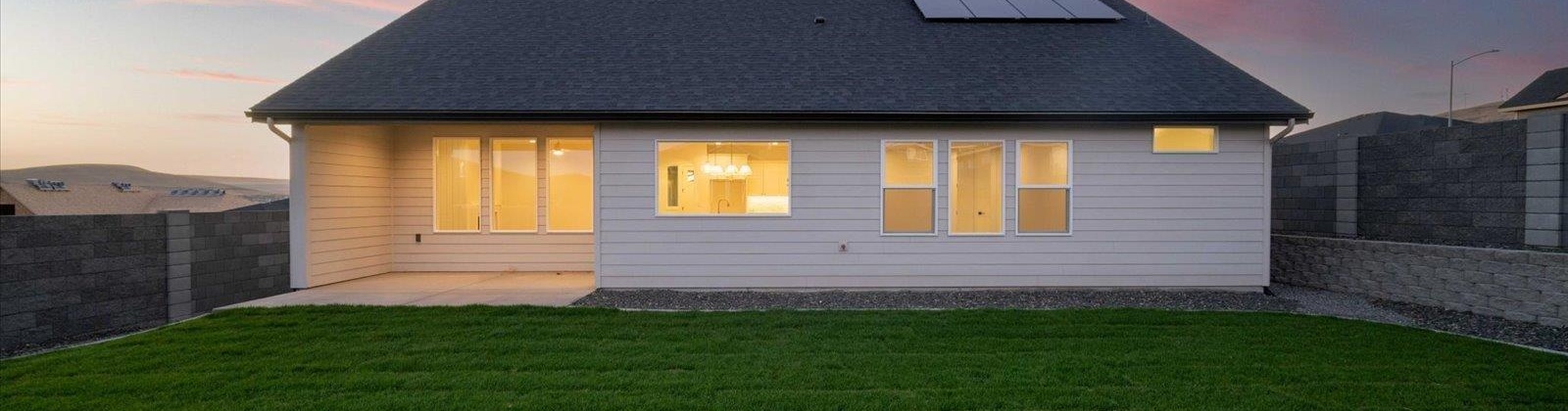 Upriver, Richland, Washington 99352, 5 Bedrooms Bedrooms, 0 ,3 BathroomsBathrooms,Houses,For Sale,Upriver,0,287552