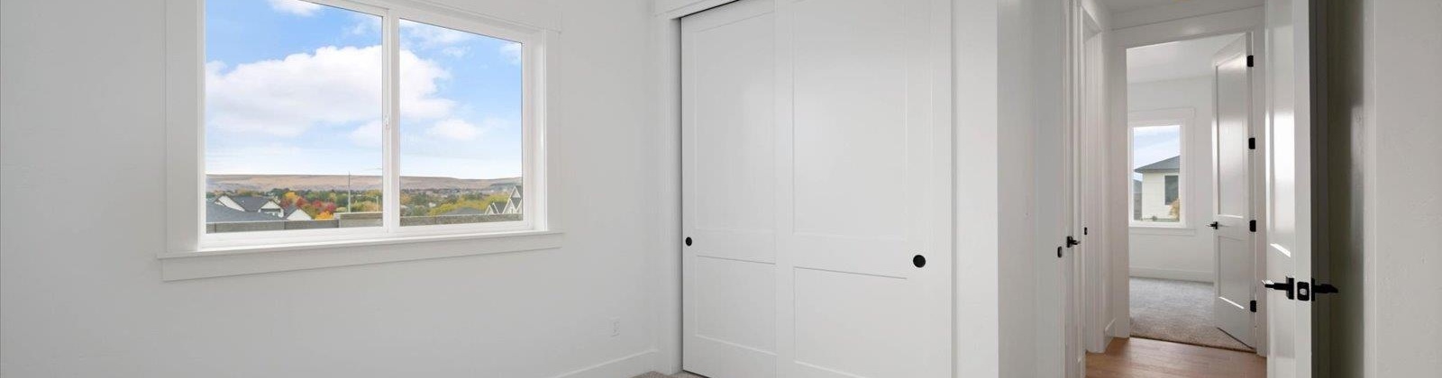 Upriver, Richland, Washington 99352, 5 Bedrooms Bedrooms, 0 ,3 BathroomsBathrooms,Houses,For Sale,Upriver,0,287552