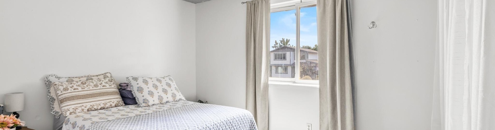 14th ave, Kennewick, Washington 99337, 4 Bedrooms Bedrooms, 0 ,3 BathroomsBathrooms,Houses,For Sale,14th ave,0,289691