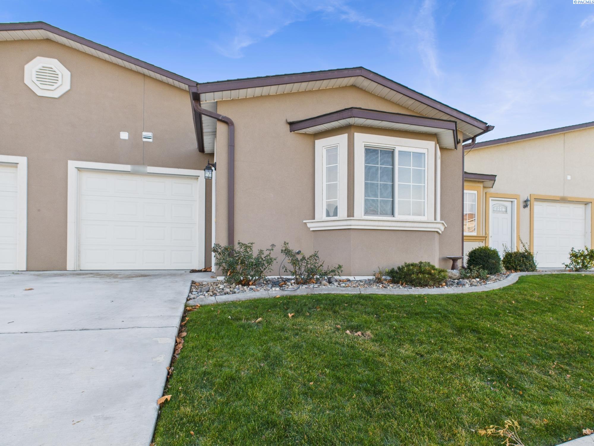 2Nd Ave, Kennewick, Washington 99336, 3 Bedrooms Bedrooms, 0 ,2 BathroomsBathrooms,Condos/townhomes,For Sale,2Nd Ave,0,289690