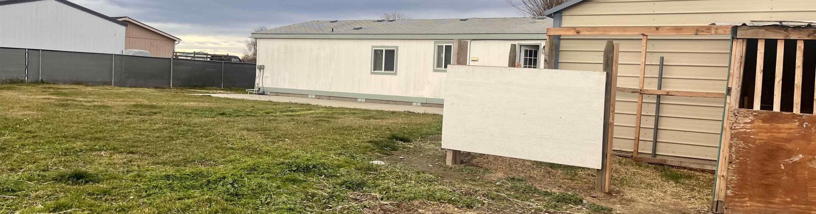 Ruby, Pasco, Washington 99301, 3 Bedrooms Bedrooms, 0 ,2 BathroomsBathrooms,Manufactured Homes,For Sale,Ruby,0,289683