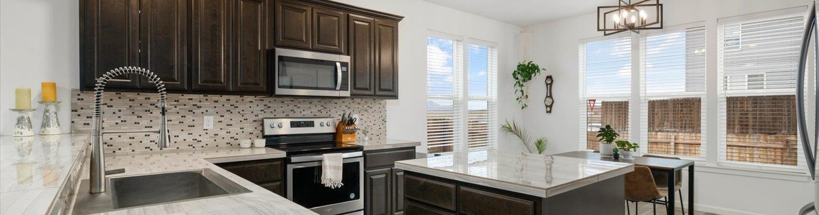 Barbera St., Richland, Washington 99352, 4 Bedrooms Bedrooms, 0 ,3 BathroomsBathrooms,Houses,For Sale,Barbera St.,0,289705