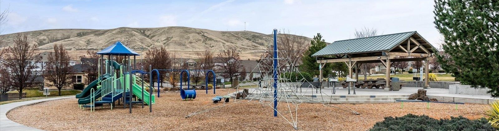 Barbera St., Richland, Washington 99352, 4 Bedrooms Bedrooms, 0 ,3 BathroomsBathrooms,Houses,For Sale,Barbera St.,0,289705