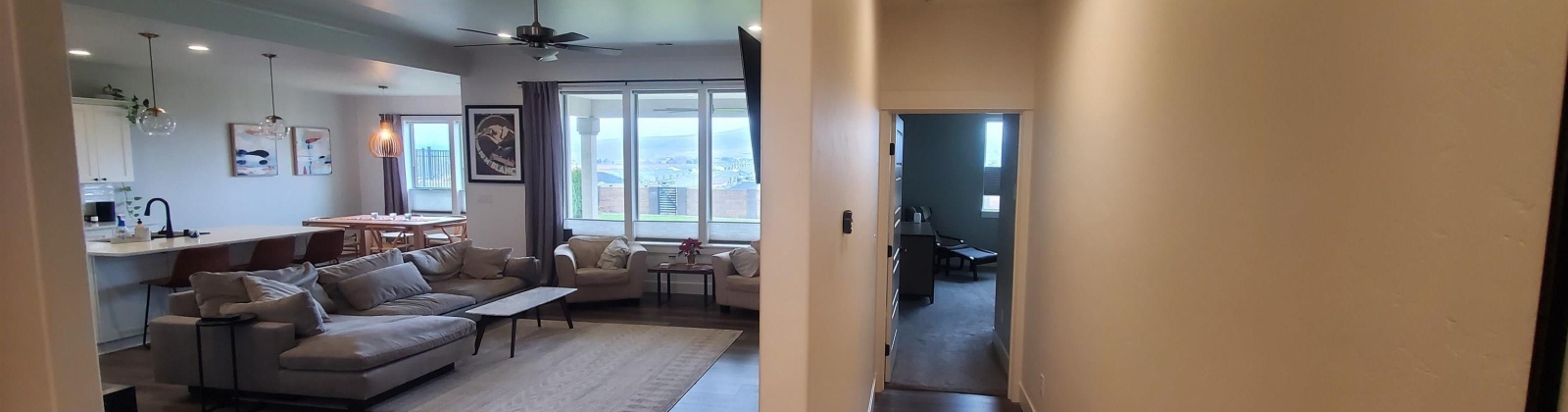 Thebes Street, West Richland, Washington 99353, 3 Bedrooms Bedrooms, 0 ,2 BathroomsBathrooms,Houses,For Rent,Thebes Street,0,289709