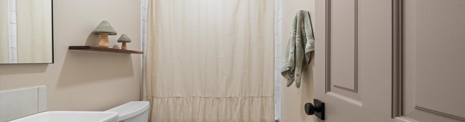 8th Ave, Kennewick, Washington 99336, 3 Bedrooms Bedrooms, 0 ,2 BathroomsBathrooms,Houses,For Sale,8th Ave,0,289725