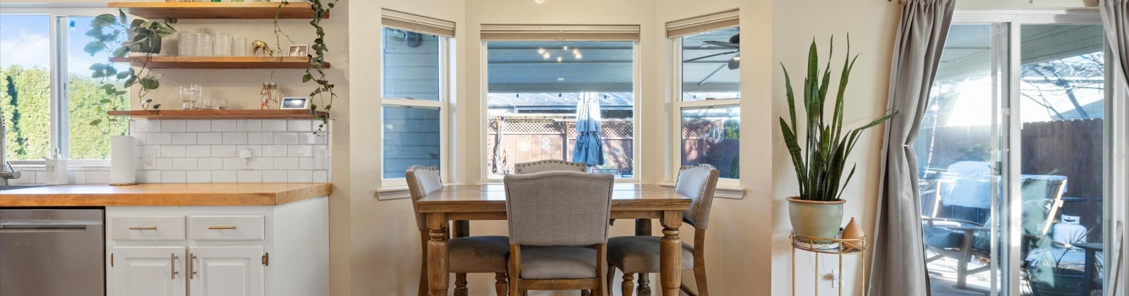 8th Ave, Kennewick, Washington 99336, 3 Bedrooms Bedrooms, 0 ,2 BathroomsBathrooms,Houses,For Sale,8th Ave,0,289725