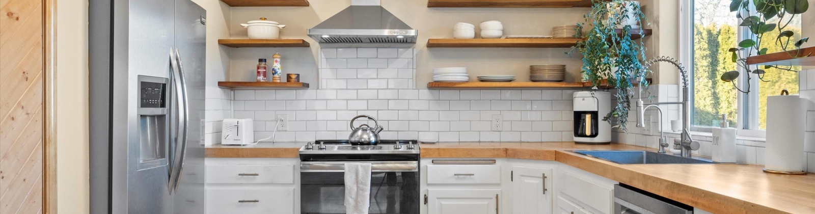 8th Ave, Kennewick, Washington 99336, 3 Bedrooms Bedrooms, 0 ,2 BathroomsBathrooms,Houses,For Sale,8th Ave,0,289725