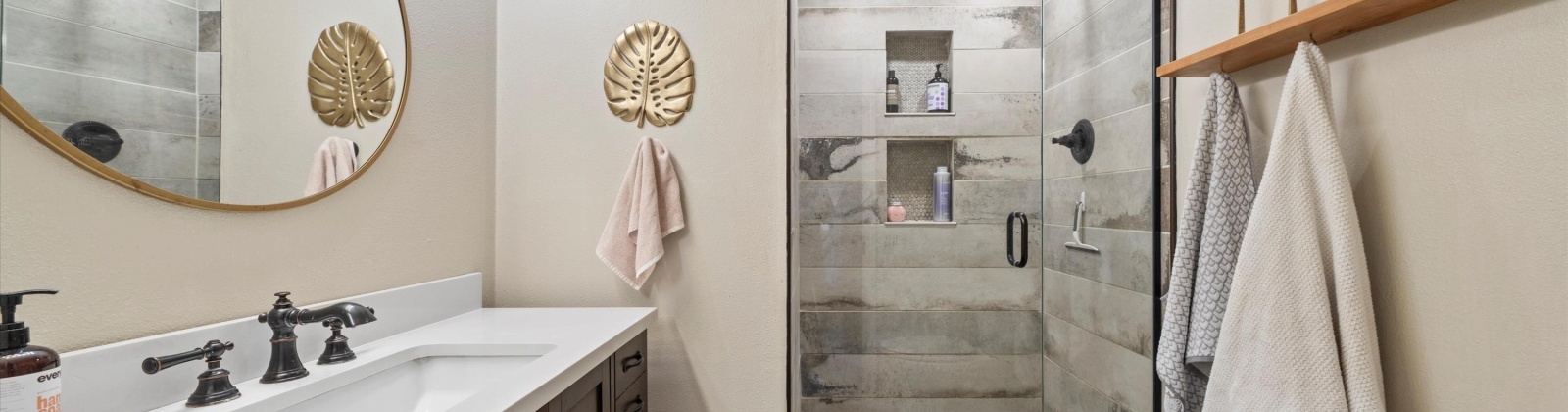 8th Ave, Kennewick, Washington 99336, 3 Bedrooms Bedrooms, 0 ,2 BathroomsBathrooms,Houses,For Sale,8th Ave,0,289725