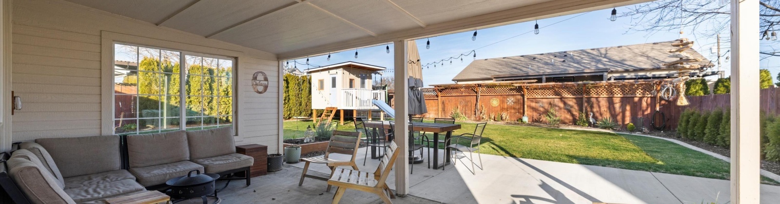 8th Ave, Kennewick, Washington 99336, 3 Bedrooms Bedrooms, 0 ,2 BathroomsBathrooms,Houses,For Sale,8th Ave,0,289725