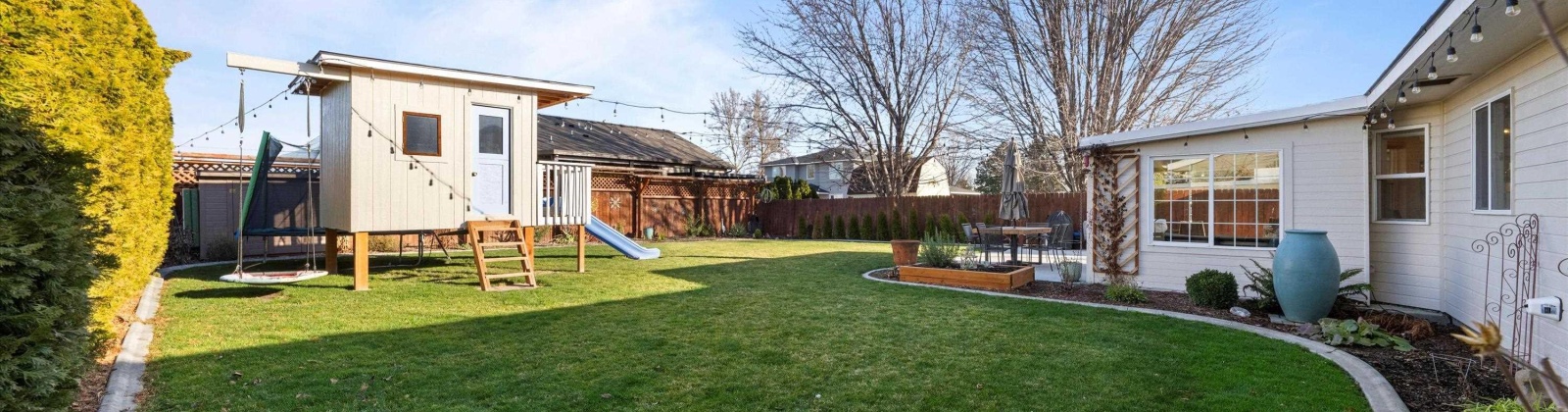 8th Ave, Kennewick, Washington 99336, 3 Bedrooms Bedrooms, 0 ,2 BathroomsBathrooms,Houses,For Sale,8th Ave,0,289725