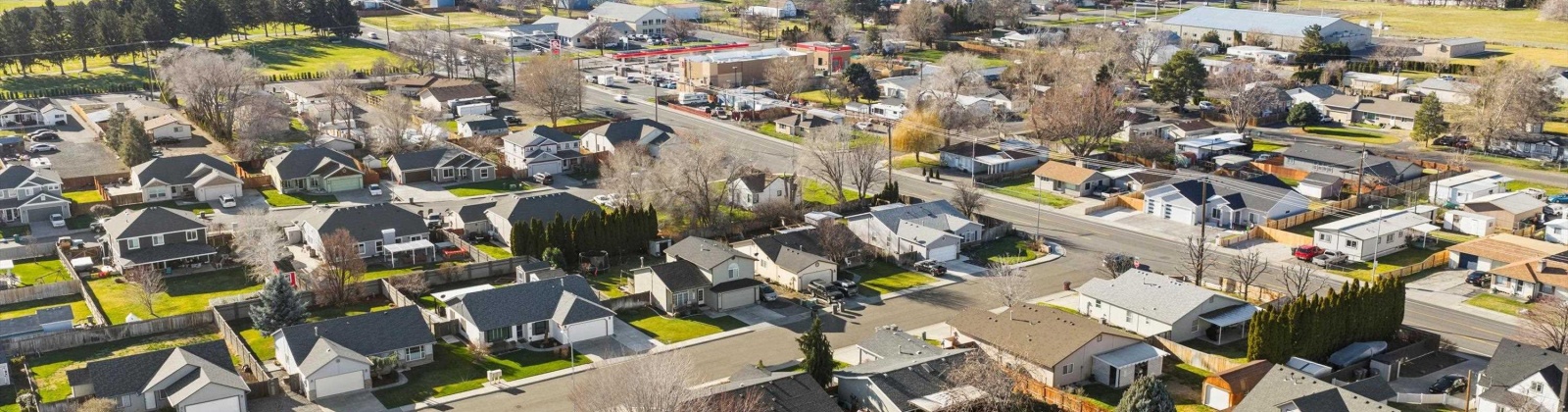 8th Ave, Kennewick, Washington 99336, 3 Bedrooms Bedrooms, 0 ,2 BathroomsBathrooms,Houses,For Sale,8th Ave,0,289725