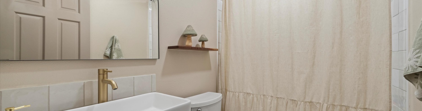 8th Ave, Kennewick, Washington 99336, 3 Bedrooms Bedrooms, 0 ,2 BathroomsBathrooms,Houses,For Sale,8th Ave,0,289725