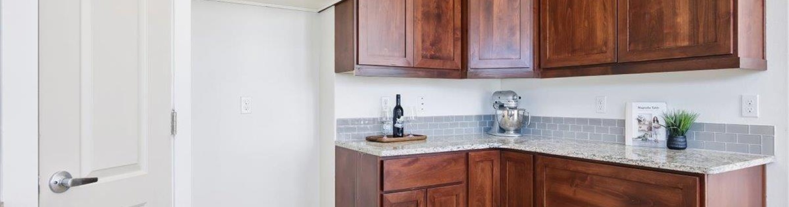 Famville Ct., Pasco, Washington 99301, 3 Bedrooms Bedrooms, 0 ,2 BathroomsBathrooms,Houses,For Sale,Famville Ct.,0,289719