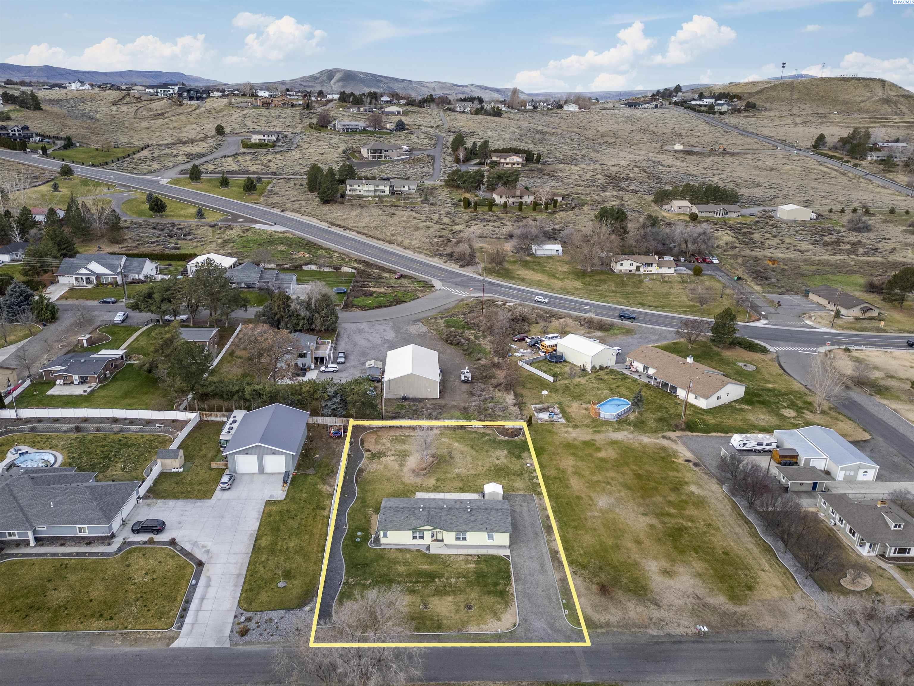 45th Ave, West Richland, Washington 99353, 3 Bedrooms Bedrooms, 0 ,2 BathroomsBathrooms,Manufactured Homes,For Sale,45th Ave,0,289740