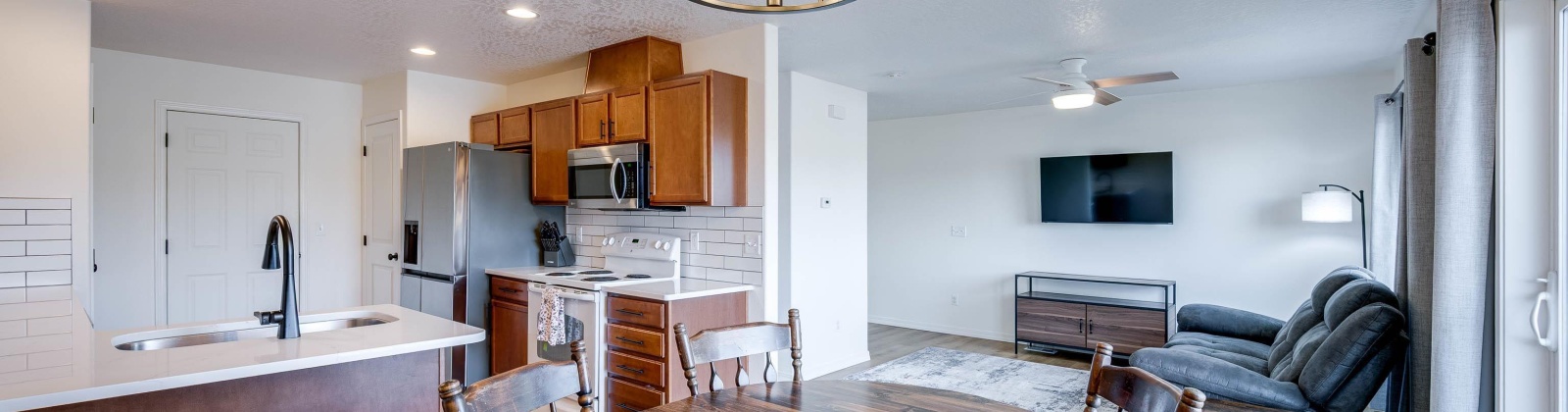 Selway Lane, Pullman, Washington 99163, 4 Bedrooms Bedrooms, 0 ,4 BathroomsBathrooms,Condos/townhomes,For Sale,Selway Lane,0,289753