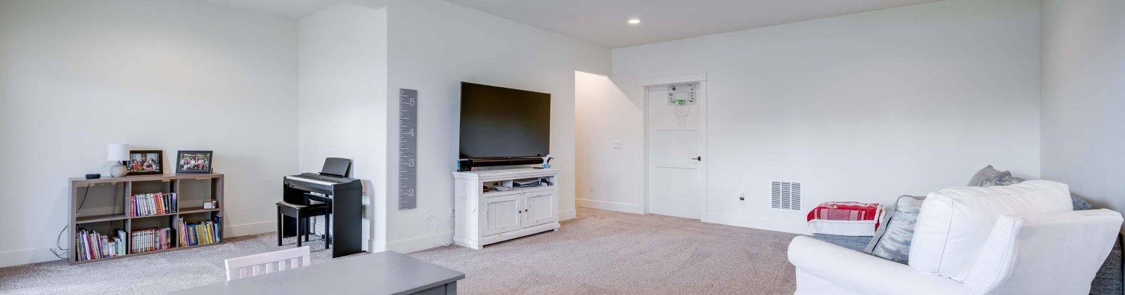 Panorama Drive, Pullman, Washington 99163, 5 Bedrooms Bedrooms, 0 ,3 BathroomsBathrooms,Houses,For Sale,Panorama Drive,0,289758