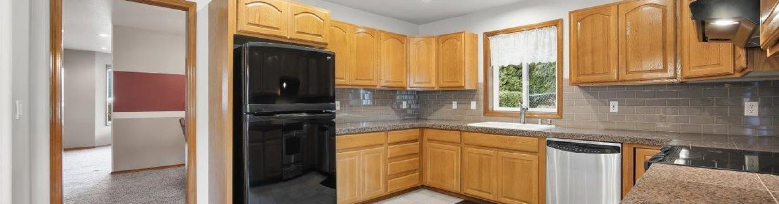 15th Ave, Kennewick, Washington 99338, 4 Bedrooms Bedrooms, 0 ,2 BathroomsBathrooms,Houses,For Sale,15th Ave,0,289594