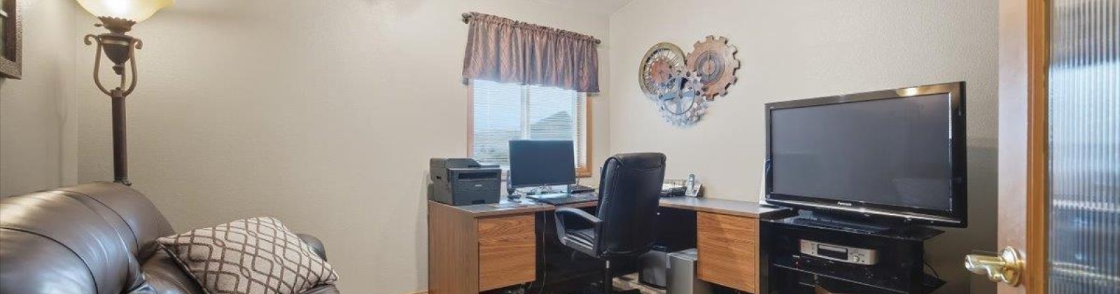 15th Ave, Kennewick, Washington 99338, 4 Bedrooms Bedrooms, 0 ,2 BathroomsBathrooms,Houses,For Sale,15th Ave,0,289594