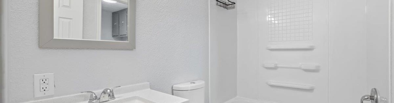 13th Ave, Kennewick, Washington 99337, 2 Bedrooms Bedrooms, 0 ,2 BathroomsBathrooms,Manufactured Homes,For Sale,13th Ave,0,289766