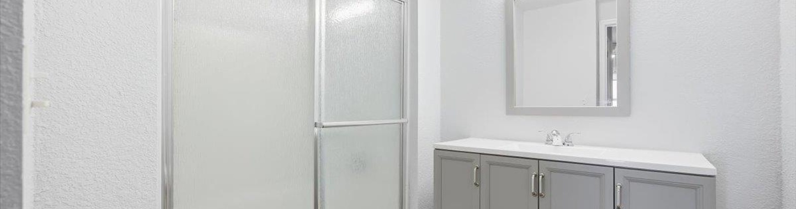 13th Ave, Kennewick, Washington 99337, 2 Bedrooms Bedrooms, 0 ,2 BathroomsBathrooms,Manufactured Homes,For Sale,13th Ave,0,289766