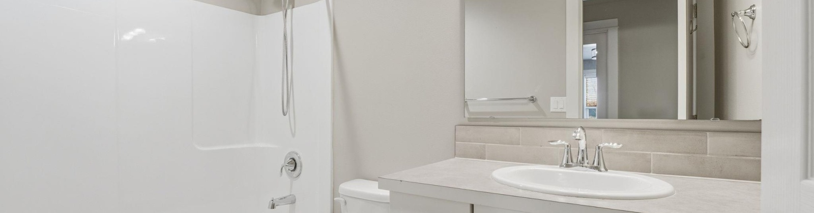 Curtis Drive, West Richland, Washington 99353, 3 Bedrooms Bedrooms, 0 ,2 BathroomsBathrooms,Houses,For Sale,Curtis Drive,0,288987