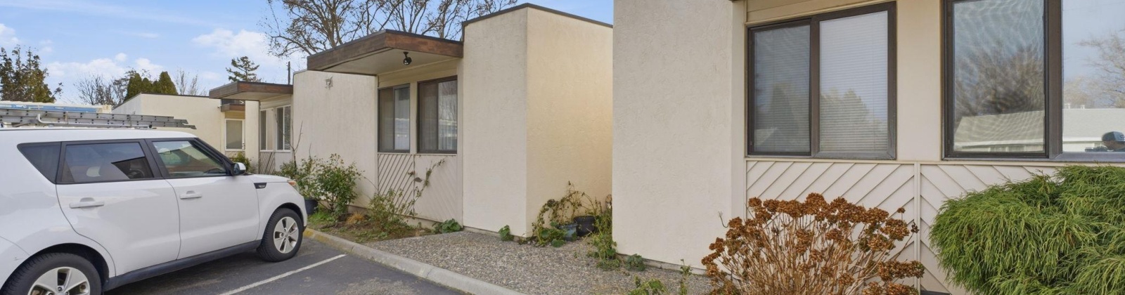 Quincy St., Kennewick, Washington 99336, 2 Bedrooms Bedrooms, 0 ,1 BathroomBathrooms,Condos/townhomes,For Sale,Quincy St.,0,289768