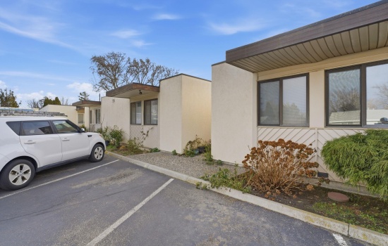 Condos/townhomes For Sale