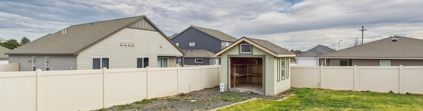 33 Ct, Kennewick, Washington 99337, 3 Bedrooms Bedrooms, 0 ,2 BathroomsBathrooms,Houses,For Sale,33 Ct,0,289779