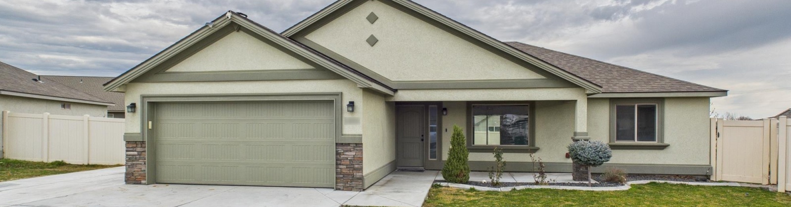 33 Ct, Kennewick, Washington 99337, 3 Bedrooms Bedrooms, 0 ,2 BathroomsBathrooms,Houses,For Sale,33 Ct,0,289779