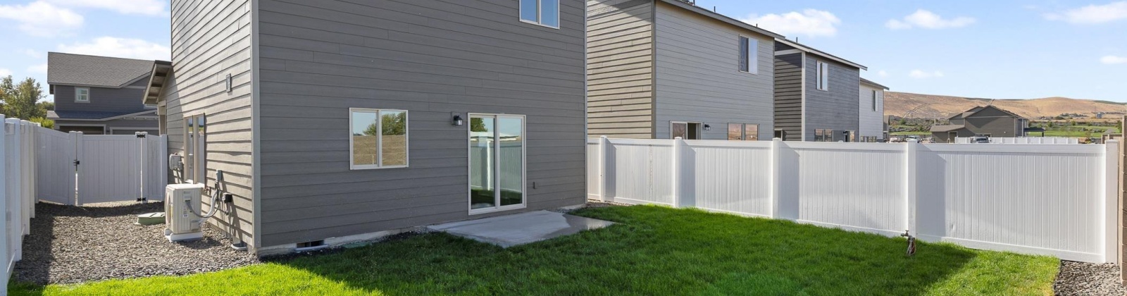 Grapevine Ct, West Richland, Washington 99353, 3 Bedrooms Bedrooms, 0 ,3 BathroomsBathrooms,Condos/townhomes,For Sale,Grapevine Ct,0,289791