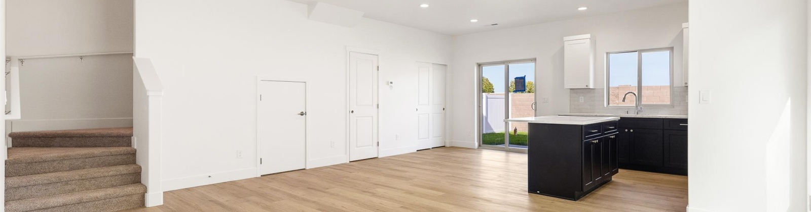 Grapevine Ct, West Richland, Washington 99353, 3 Bedrooms Bedrooms, 0 ,3 BathroomsBathrooms,Condos/townhomes,For Sale,Grapevine Ct,0,289791