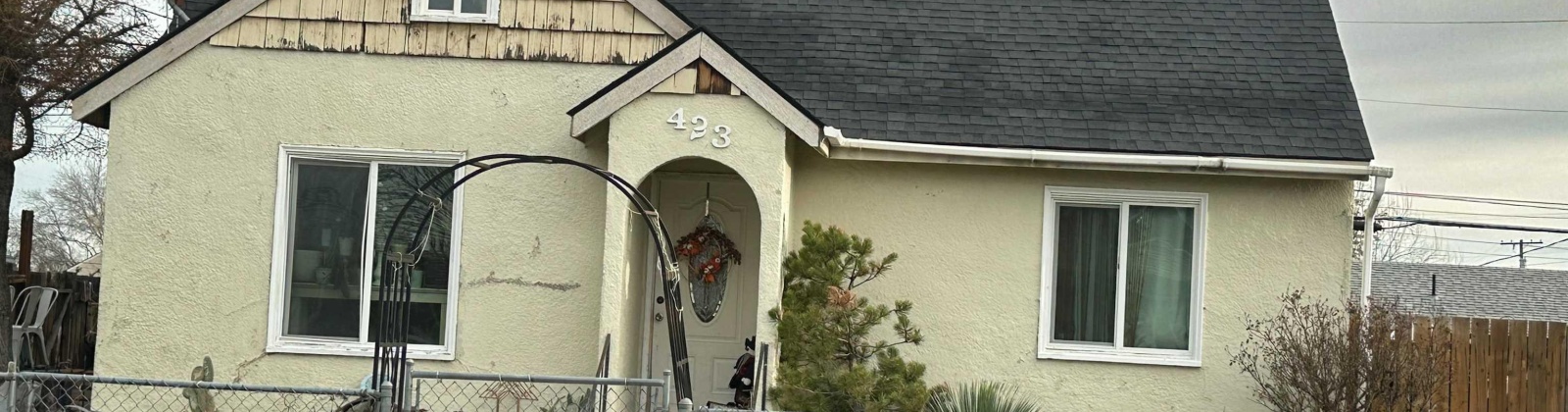 8th Ave, Pasco, Washington 99301, 5 Bedrooms Bedrooms, 0 ,2 BathroomsBathrooms,Houses,For Sale,8th Ave,0,289786