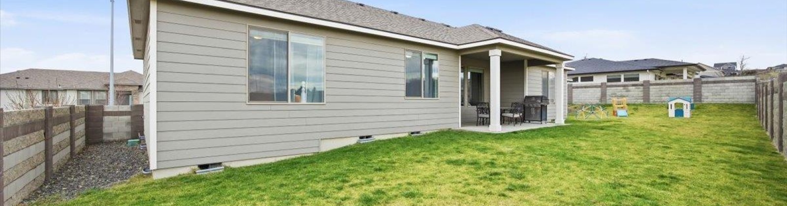 McKinley St, Kennewick, Washington 99338, 4 Bedrooms Bedrooms, 0 ,2 BathroomsBathrooms,Houses,For Sale,McKinley St,0,289809