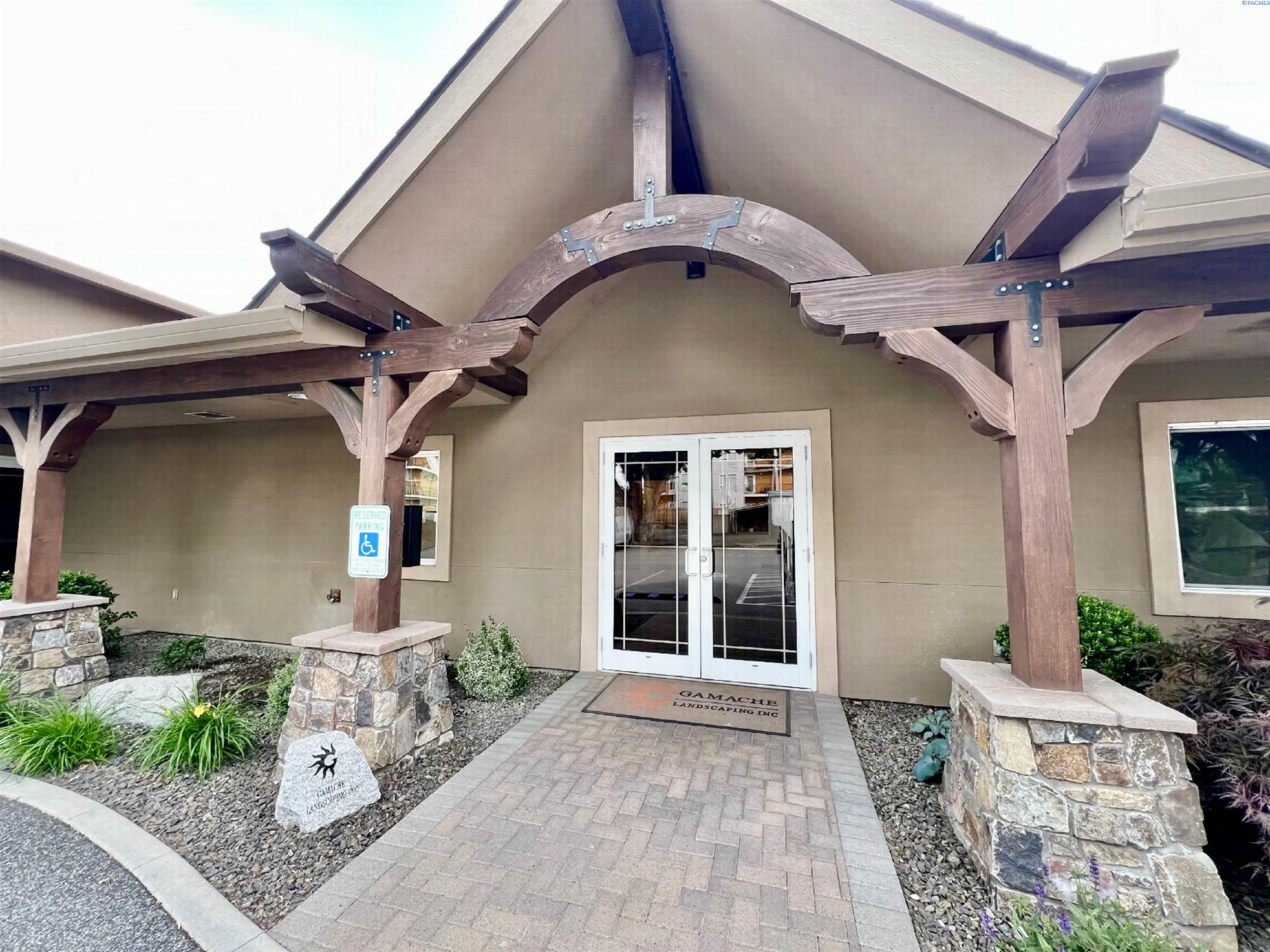 Columbia Park Trail, Richland, Washington 99352, 0 , 0 ,11 BathroomsBathrooms,Commercial,For Sale,Columbia Park Trail,0,289801